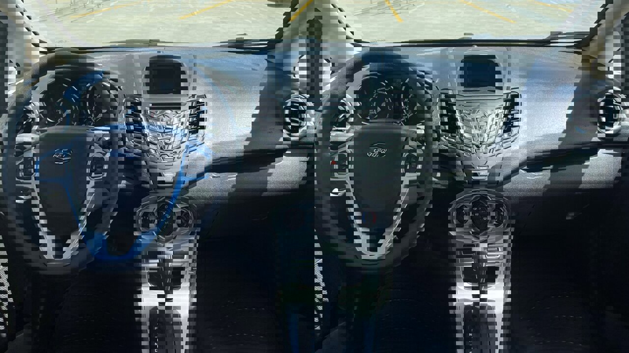 Used 2019 Ford Fiesta SE image 9