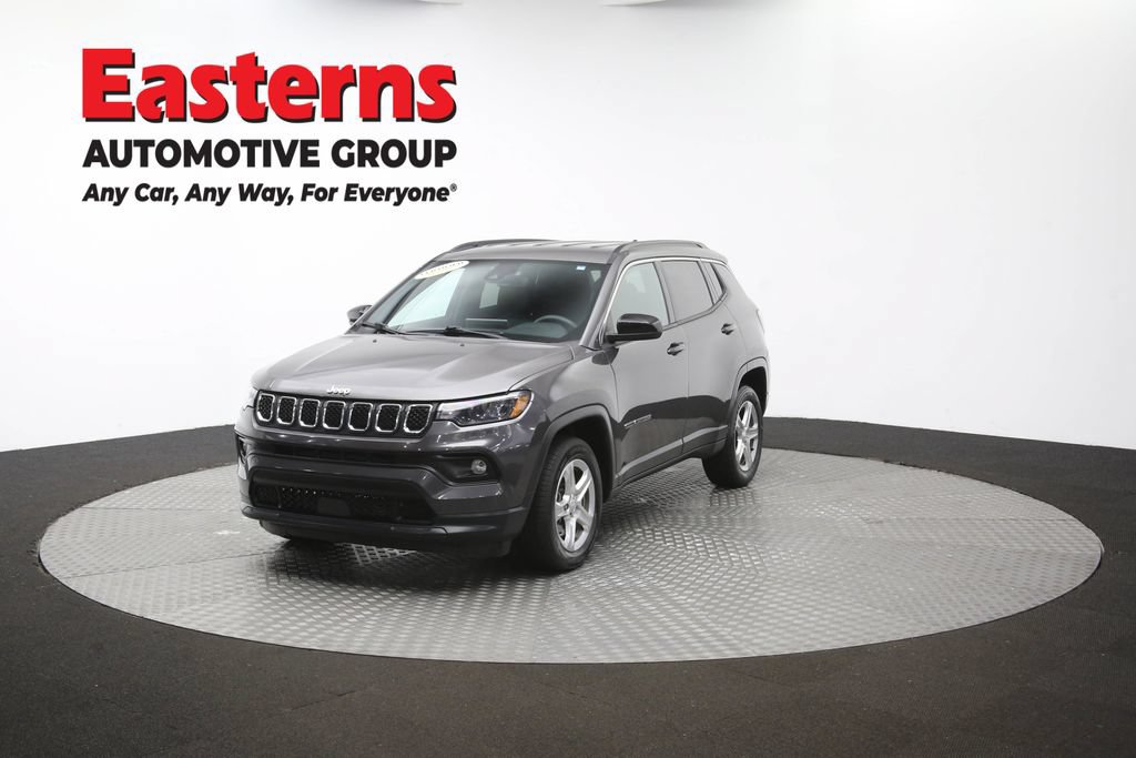 Used 2024 Jeep Compass Latitude AWD/4WD image 53