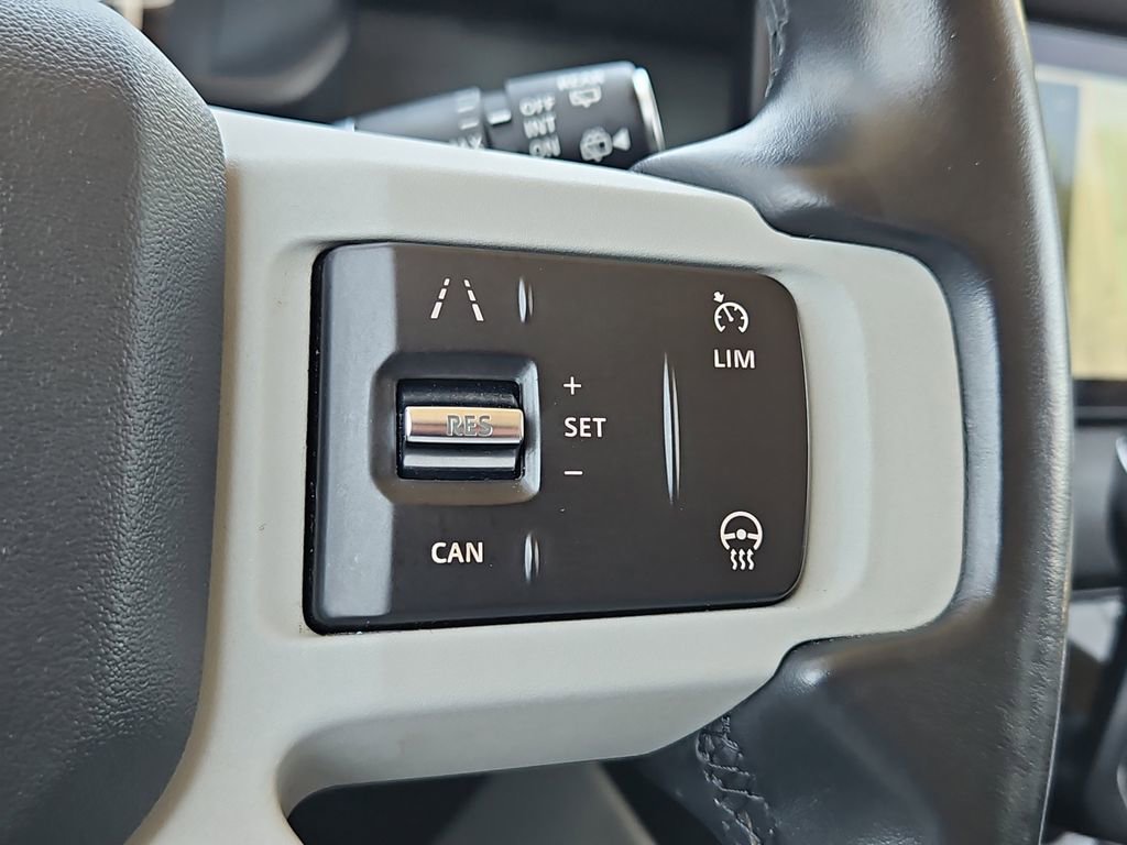 Used 2023 Land Rover Defender 110 S AWD/4WD image 30