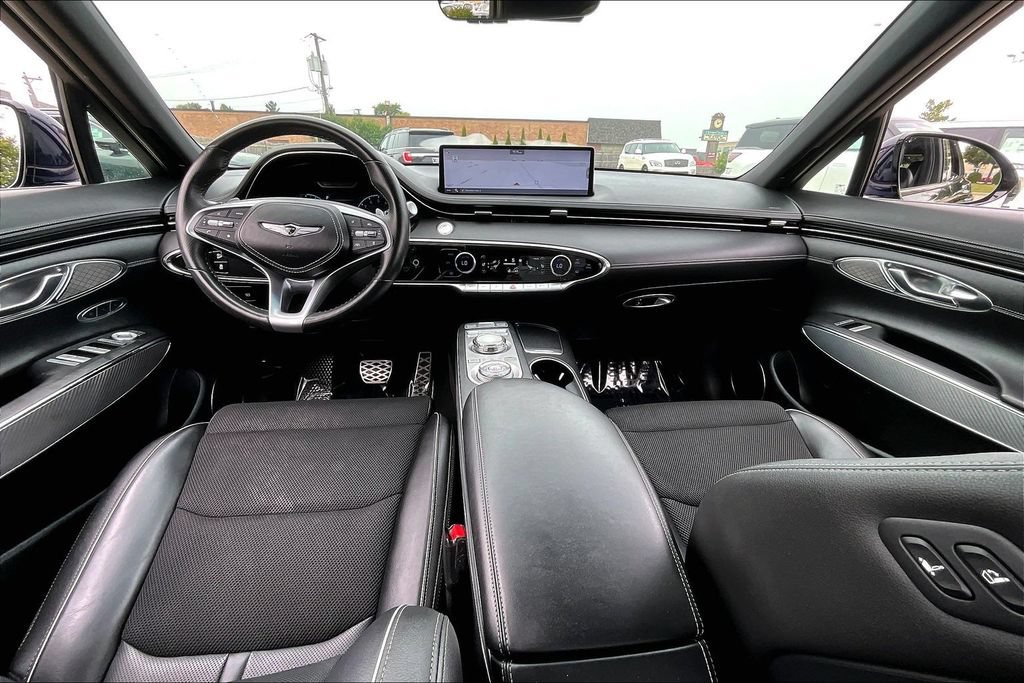Used 2024 Genesis GV70 2.5T w/ Sport Prestige Package AWD/4WD image 21
