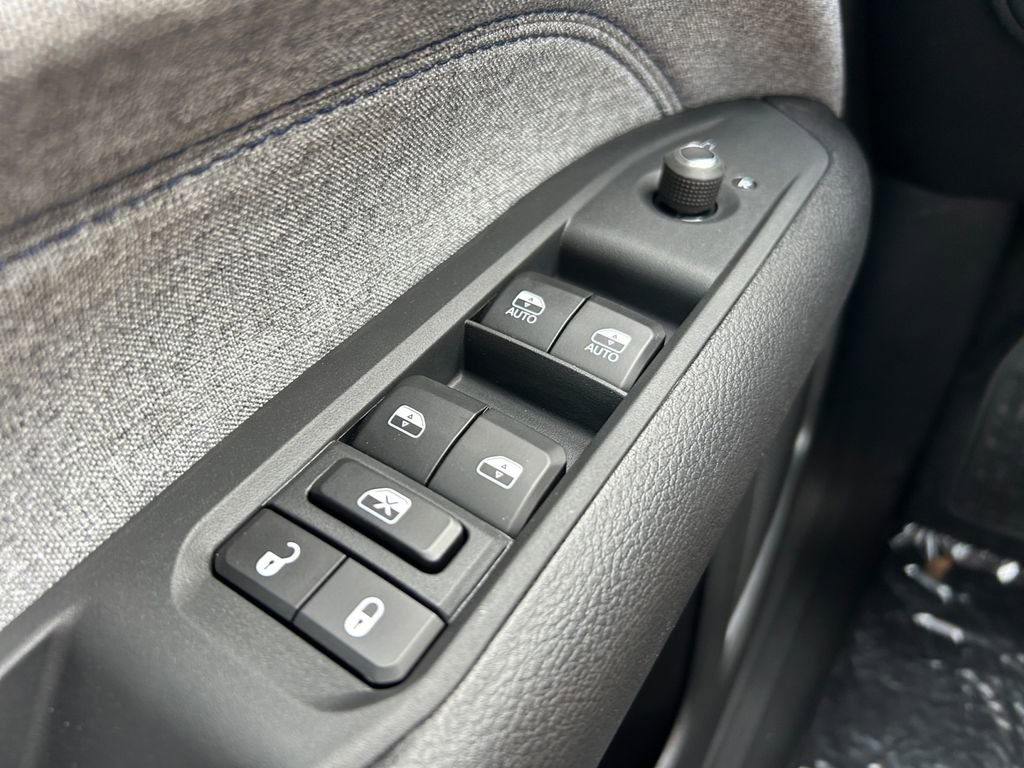 New 2025 Jeep Compass Latitude image 8