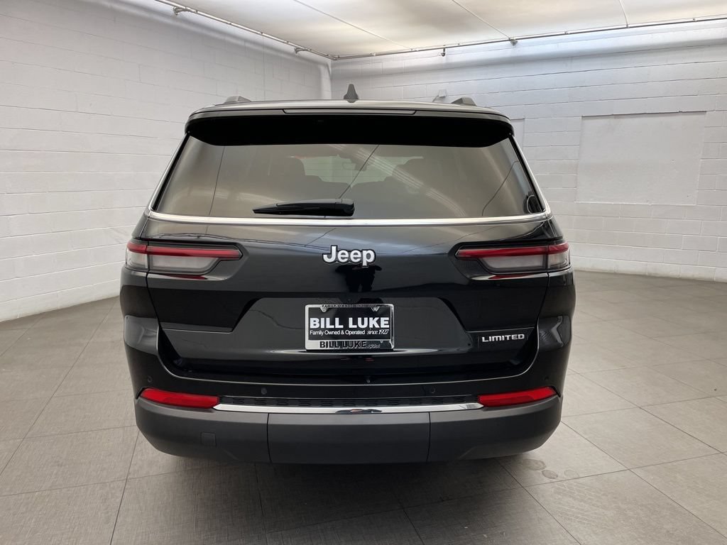 New 2025 Jeep Grand Cherokee L Limited RWD image 4