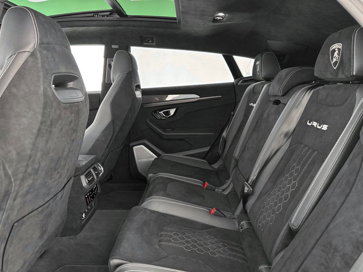 Used 2024 Lamborghini Urus Performante image 24