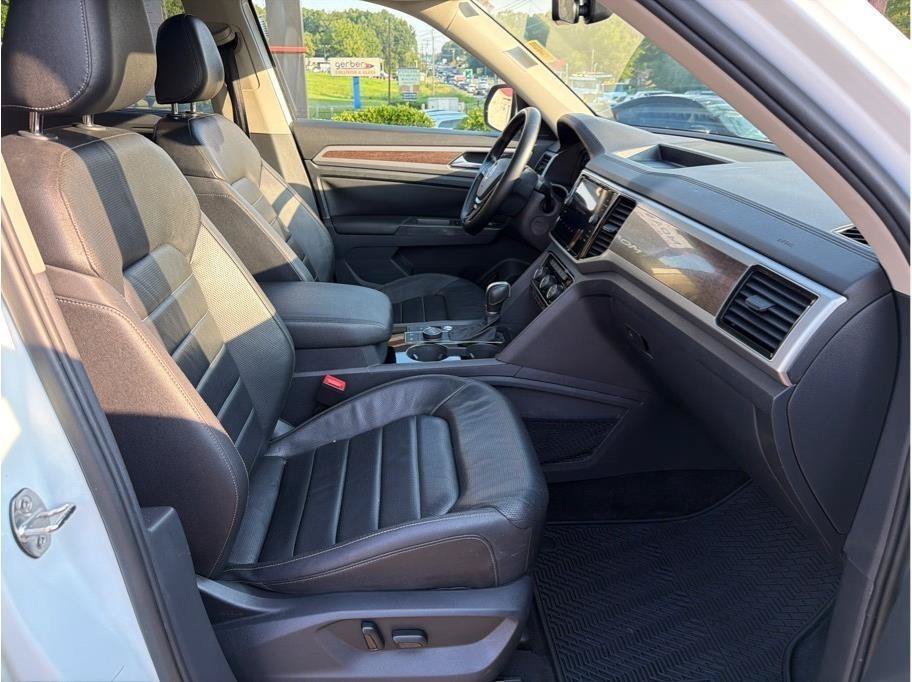 Used 2018 Volkswagen Atlas SEL Premium AWD/4WD image 14