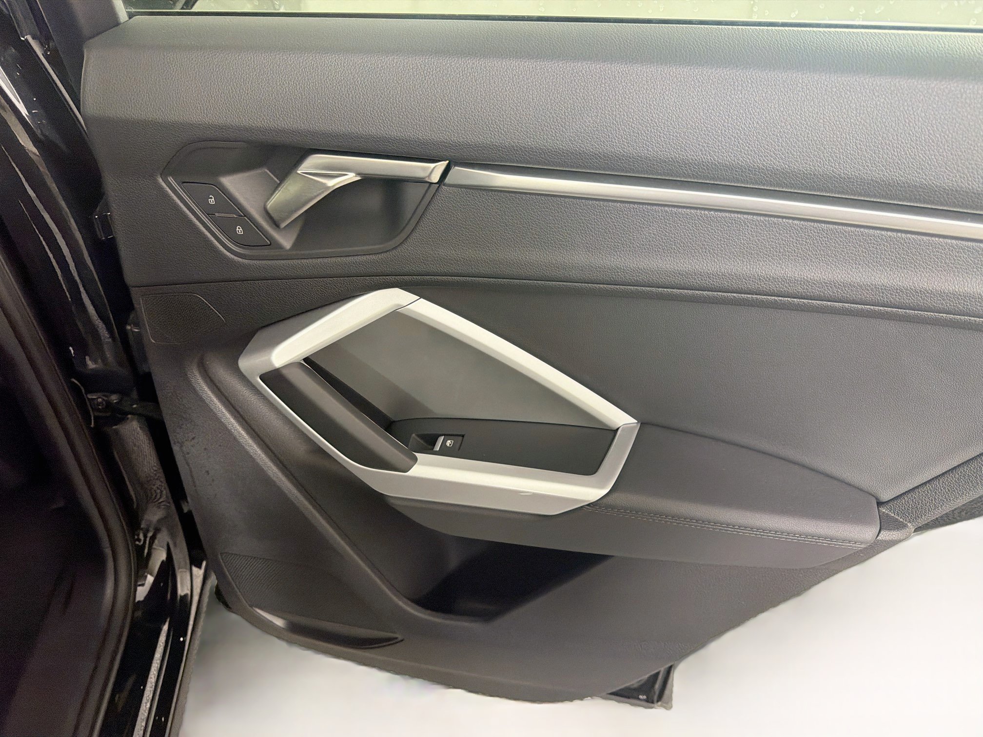 Used 2025 Audi Q3 2.0T Premium AWD/4WD image 30