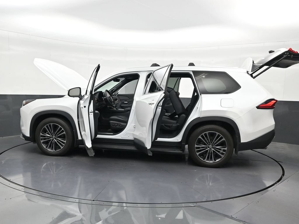 Used 2024 Toyota Grand Highlander AWD Hybrid image 34