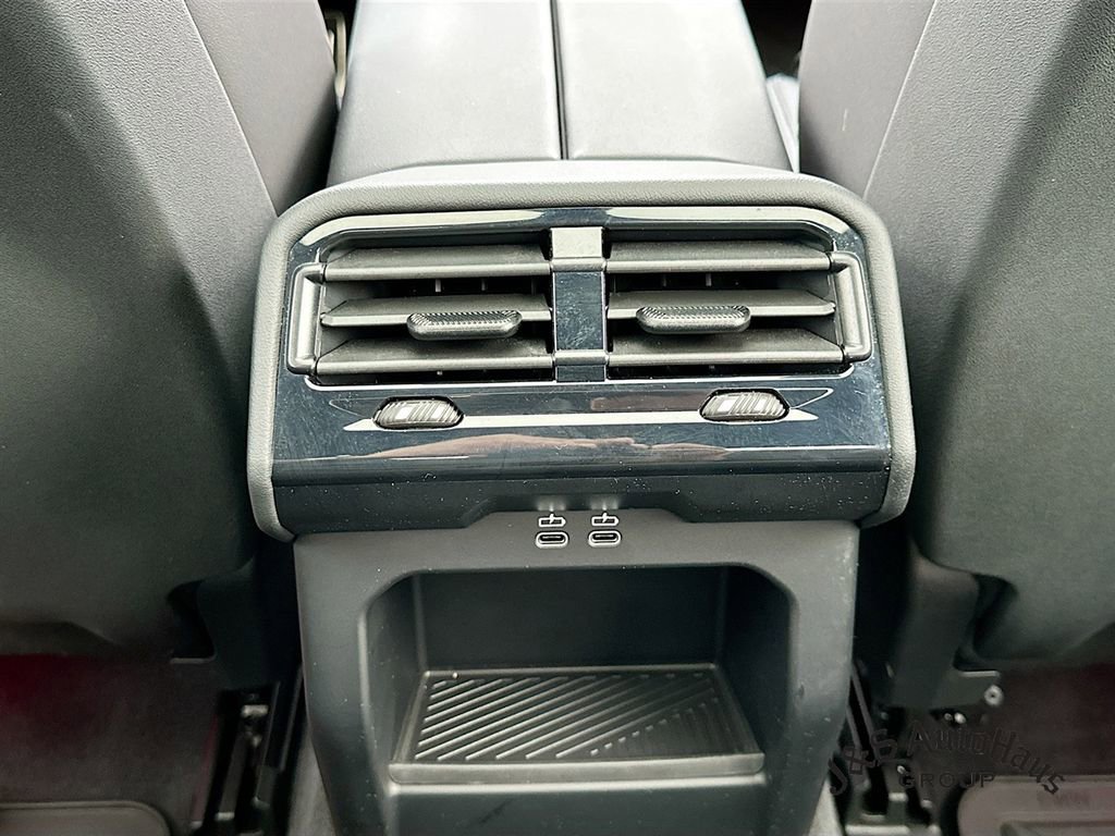 Used 2024 BMW i5 M60 w/ Premium Package image 31