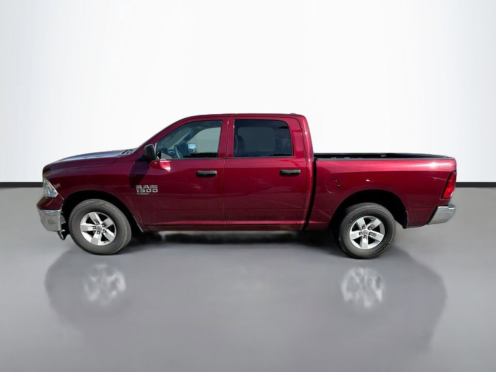 Used 2022 RAM 1500 Classic SLT image 4