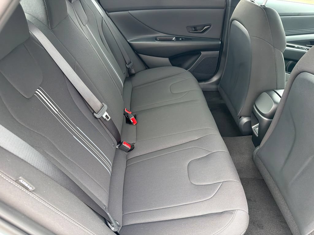 New 2026 Hyundai Elantra Sport FWD image 16