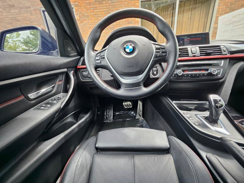 Used 2015 BMW 328d xDrive Wagon AWD/4WD image 3