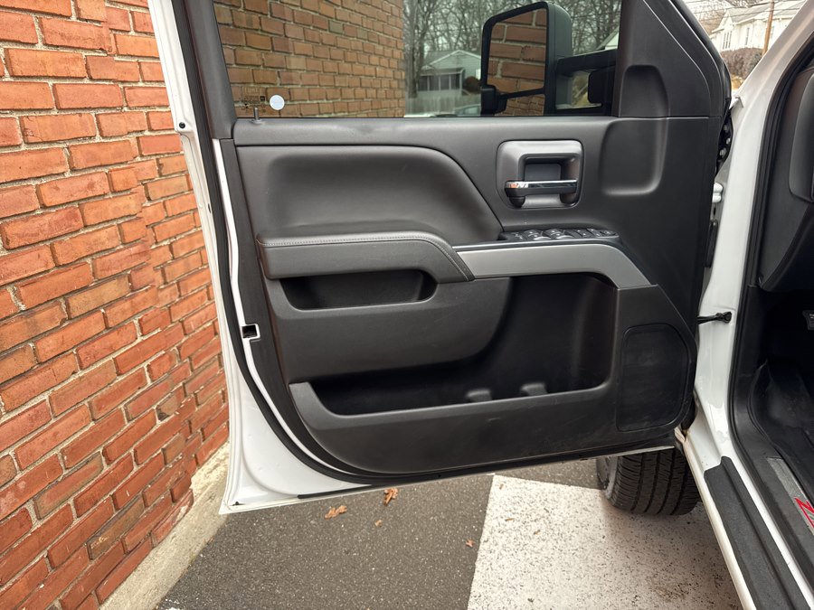 Used 2019 Chevrolet Silverado 2500 LT image 40