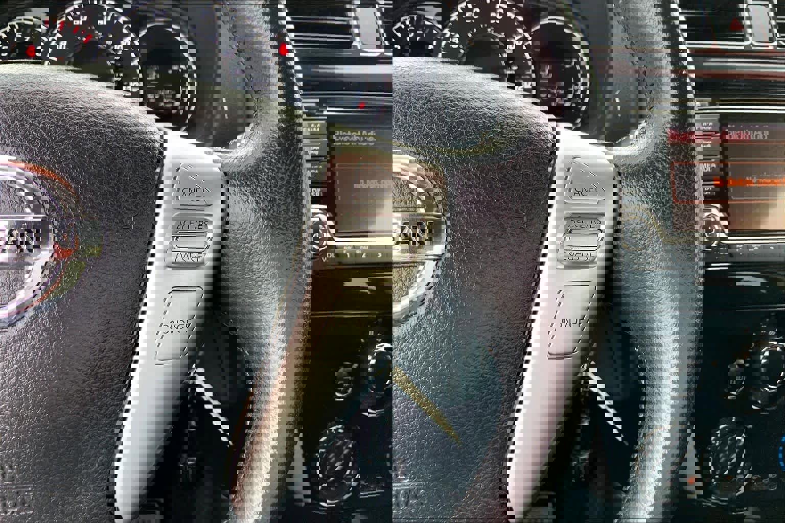 Used 2017 Nissan Versa Note SV w/ SV Appearance Package image 23