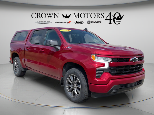 Used 2024 Chevrolet Silverado 1500 RST AWD/4WD image 3