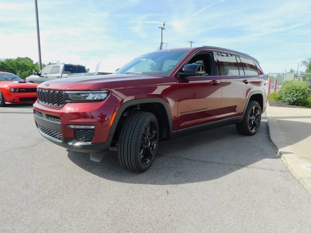 New 2025 Jeep Grand Cherokee L Limited w/ Luxury Tech Group II image 4