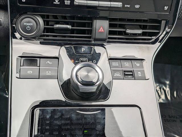Used 2023 Subaru Solterra AWD image 13
