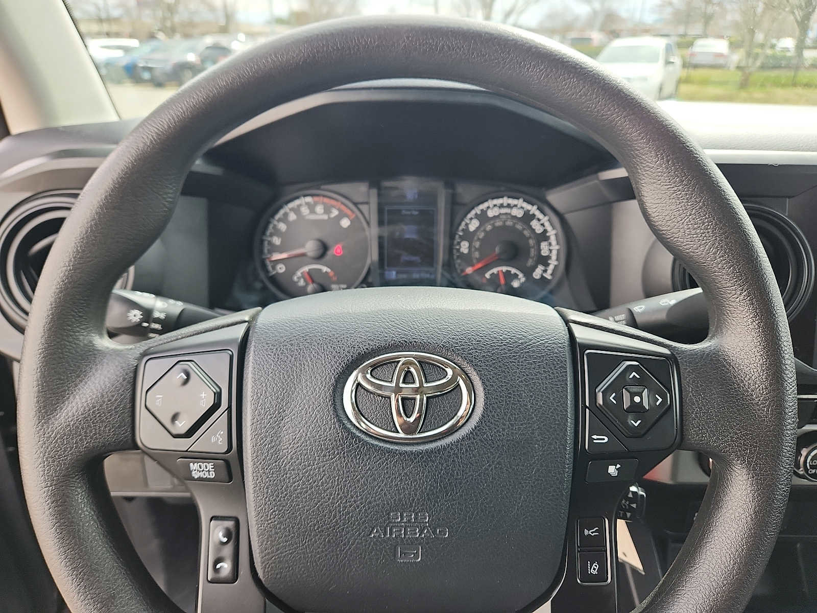 Used 2018 Toyota Tacoma SR w/ SR Convenience Package image 18