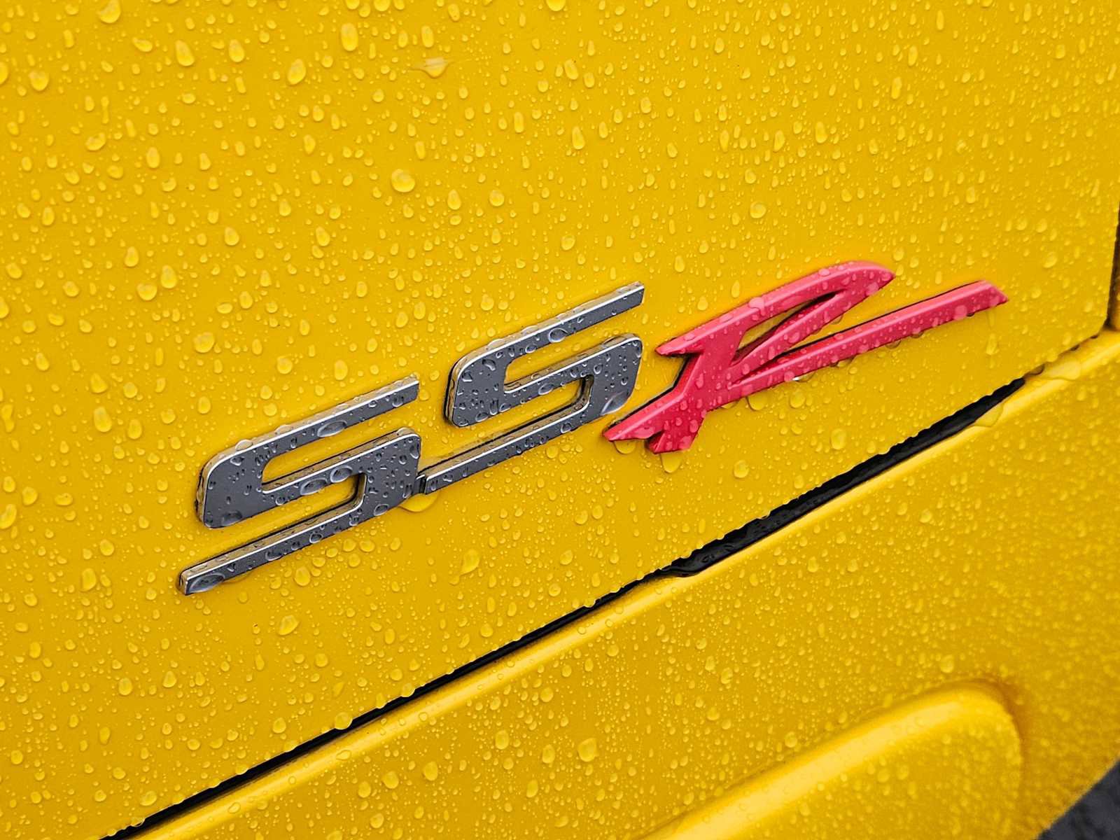 Used 2006 Chevrolet SSR w/ Preferred Equipment Group image 14