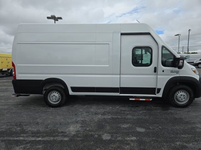 Used 2024 RAM ProMaster 3500 w/ Delivery Van Package image 9