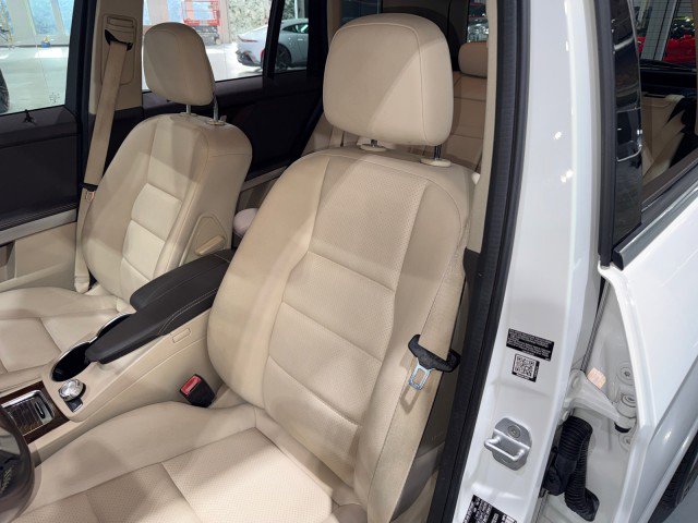 Used 2015 Mercedes-Benz GLK 350 2WD image 53