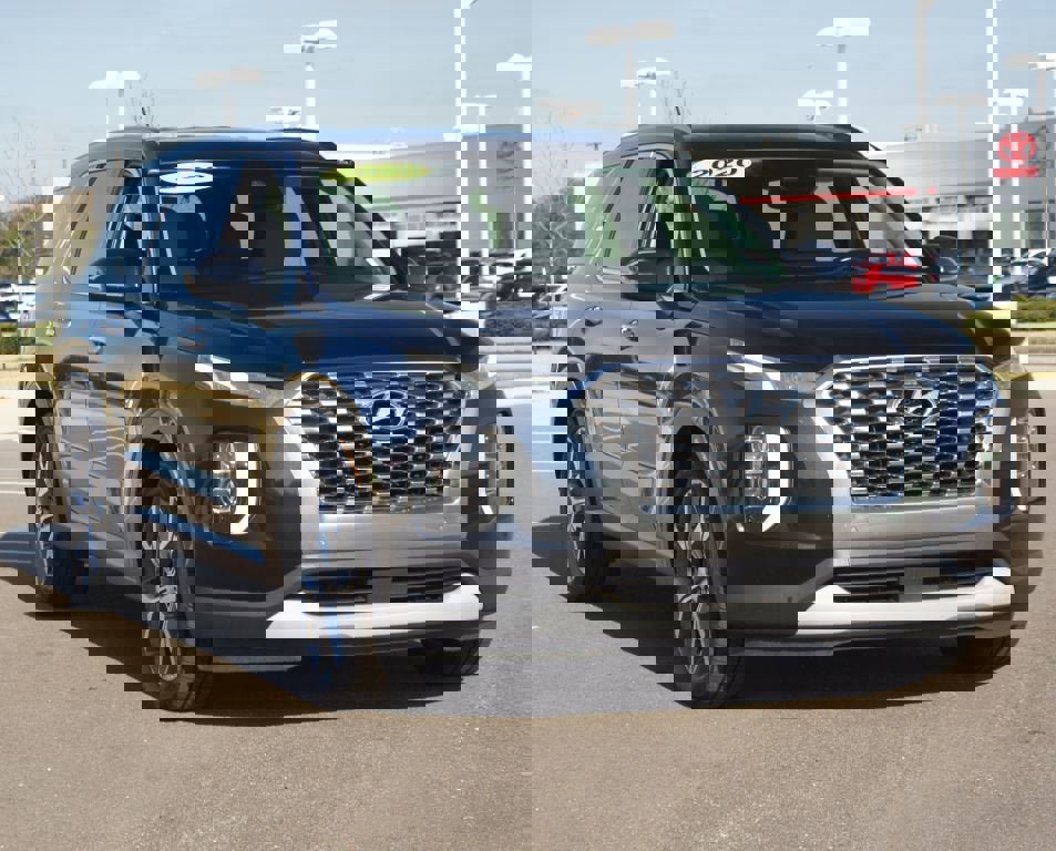 Used 2020 Hyundai Palisade SEL w/ Premium Package image 2