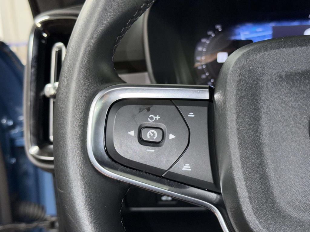 Used 2023 Volvo XC40 Recharge Ultimate w/ Protection Package Premier AWD/4WD image 30