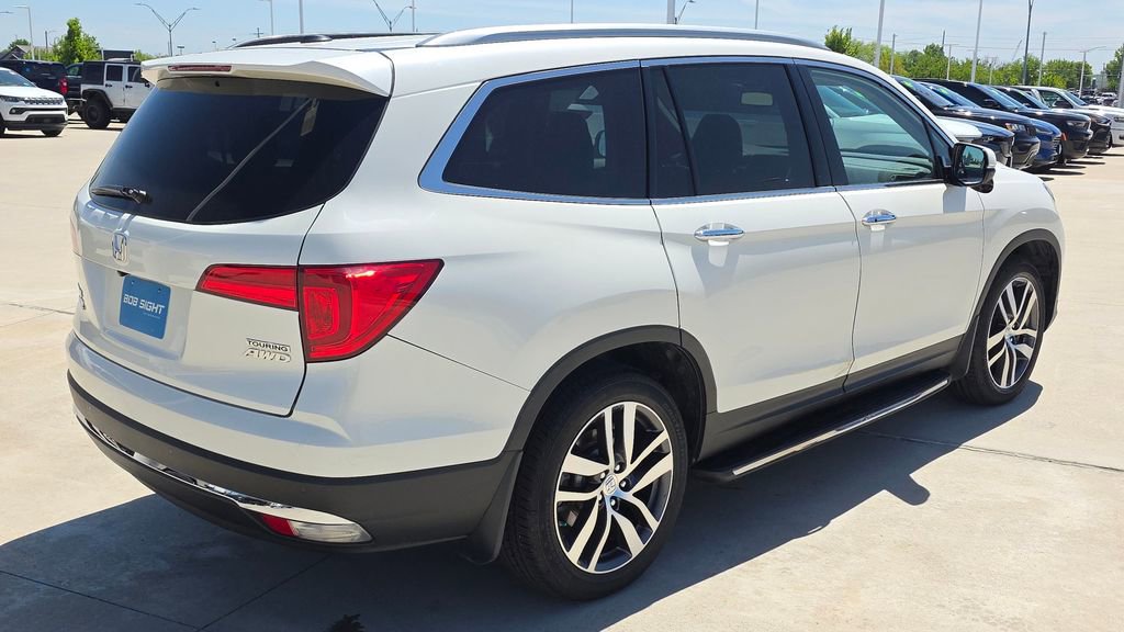 Used 2016 Honda Pilot Touring image 5
