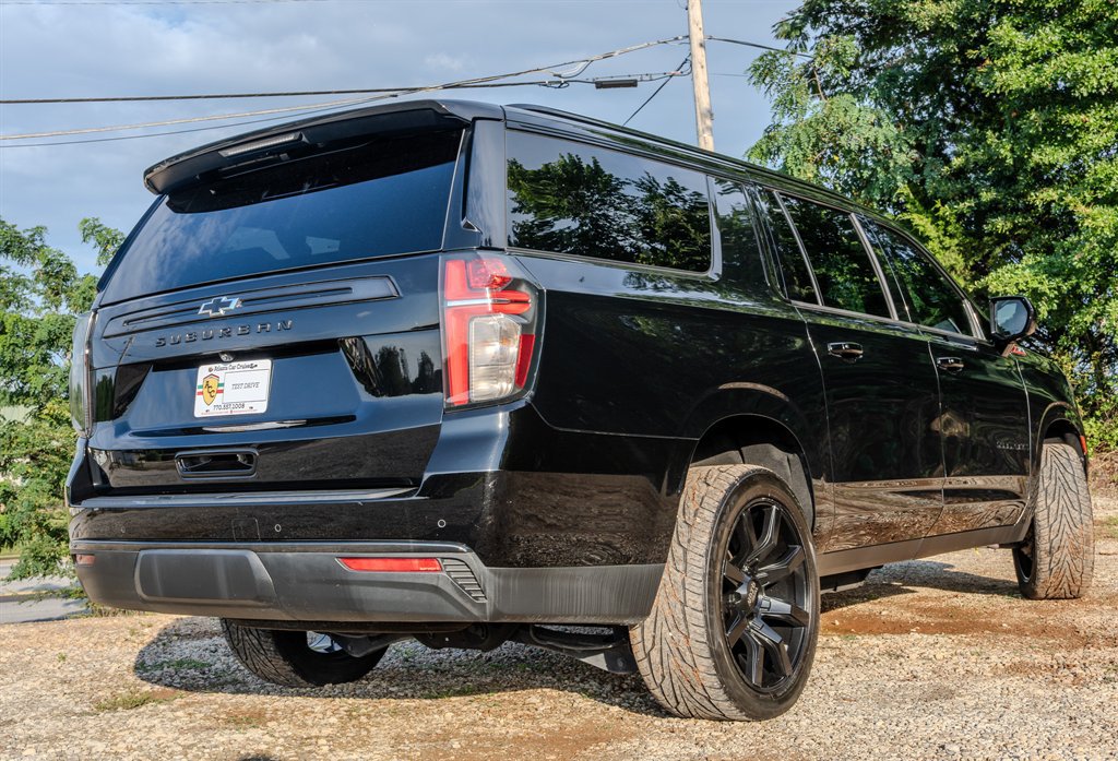 Used 2021 Chevrolet Suburban Z71 AWD/4WD image 5