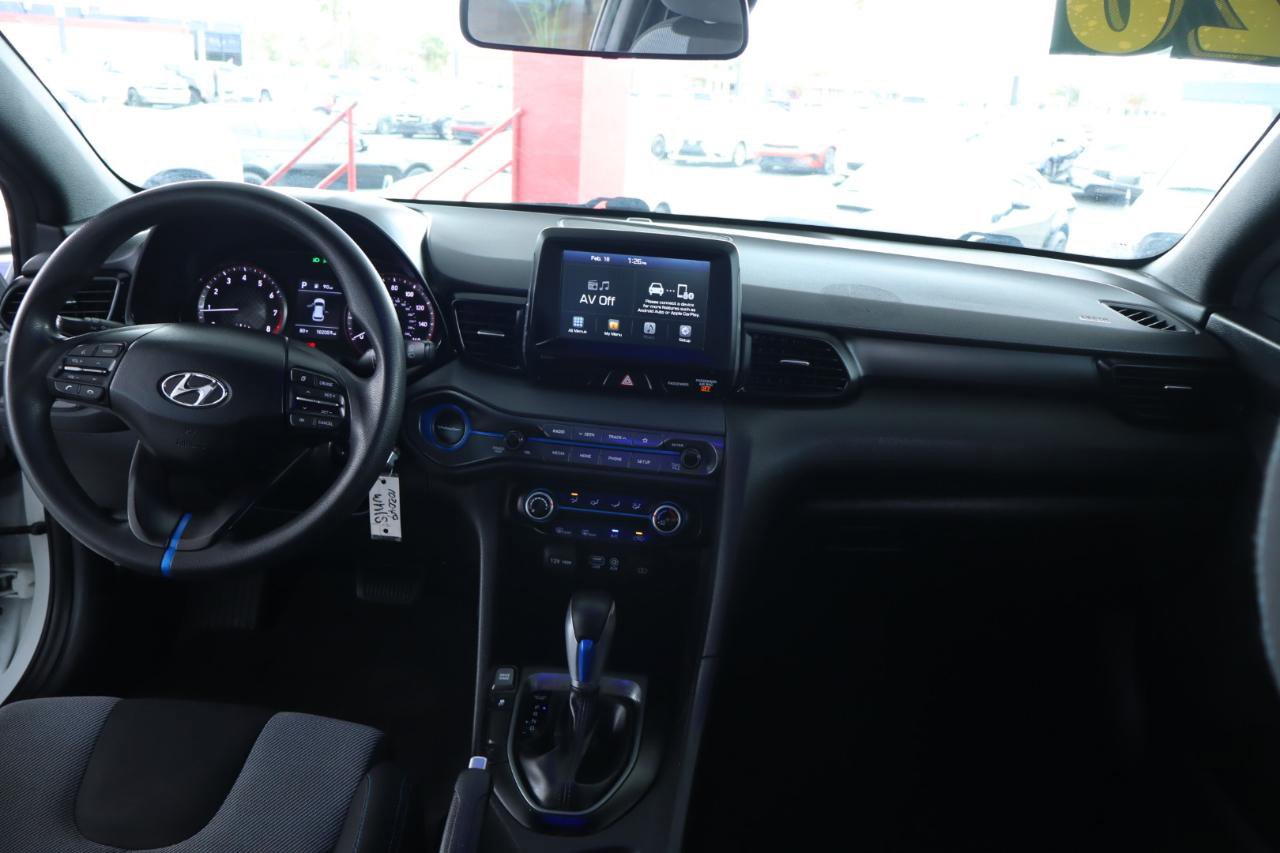Used 2020 Hyundai Veloster 2.0 FWD image 16
