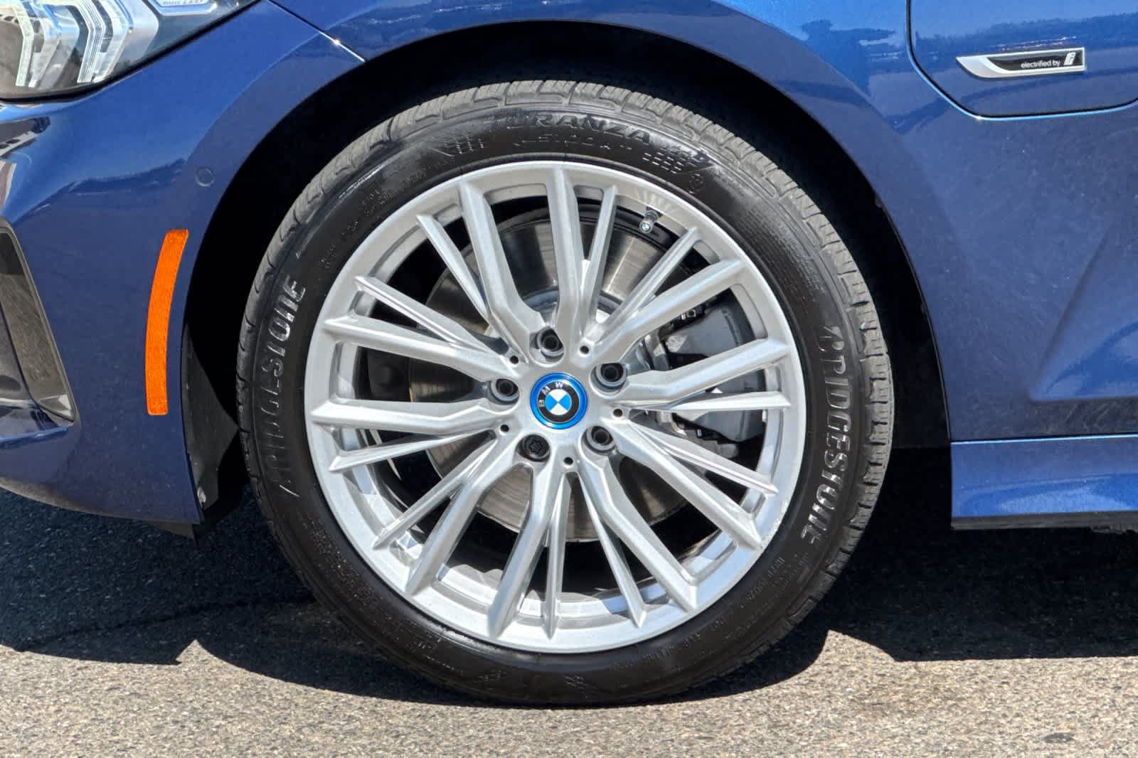 Used 2023 BMW 330e w/ Premium Package RWD image 31