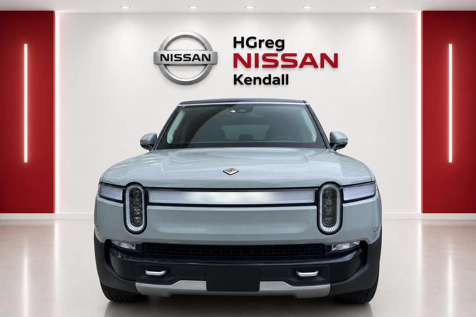 Used 2024 Rivian R1S Adventure AWD/4WD image 5