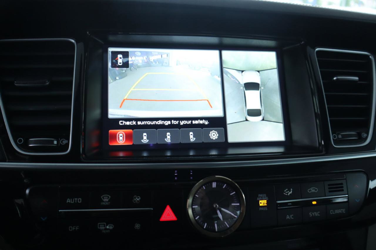 Used 2016 Kia K900 Luxury image 27
