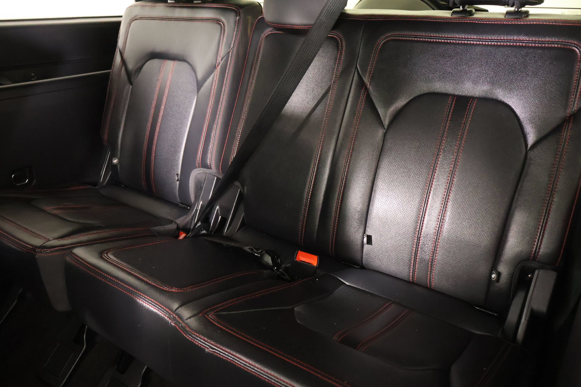 Used 2023 Ford Expedition Limited AWD/4WD image 13