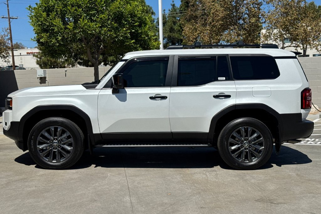 Used 2025 Toyota Land Cruiser AWD/4WD image 10