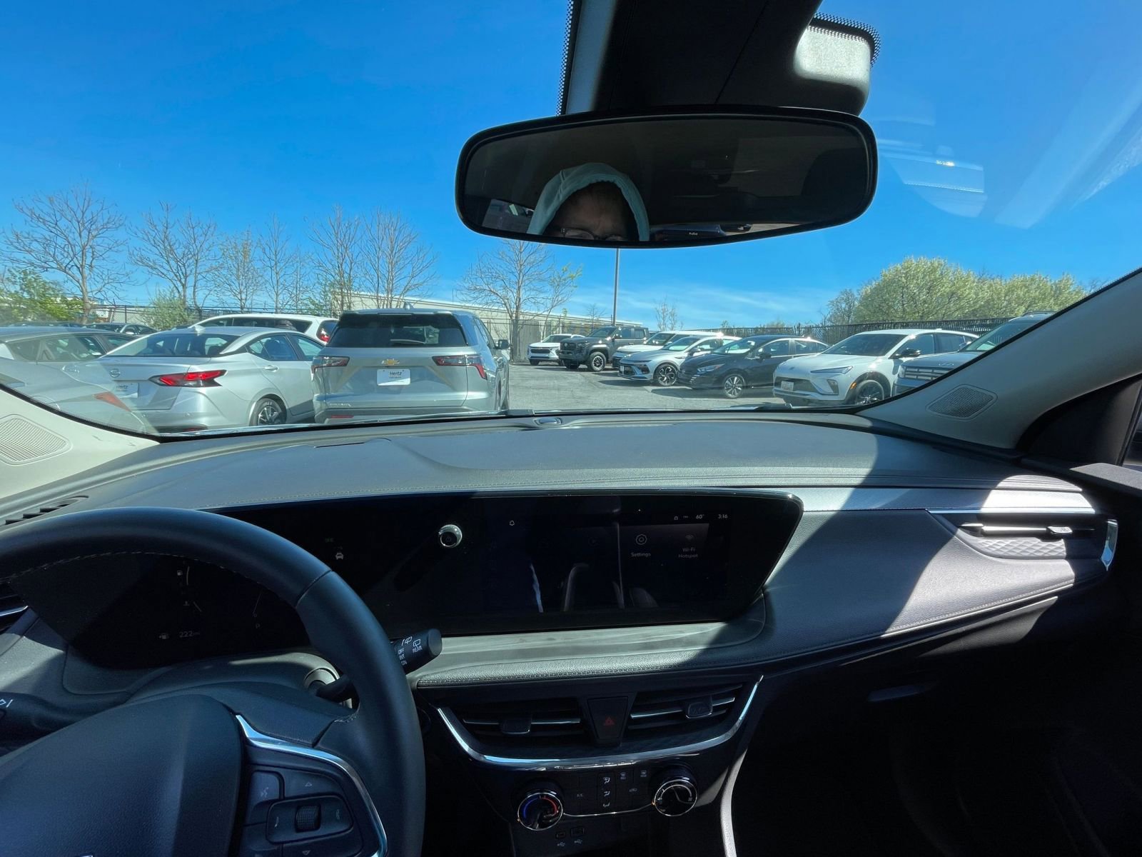 Used 2025 Buick Encore GX Preferred image 28