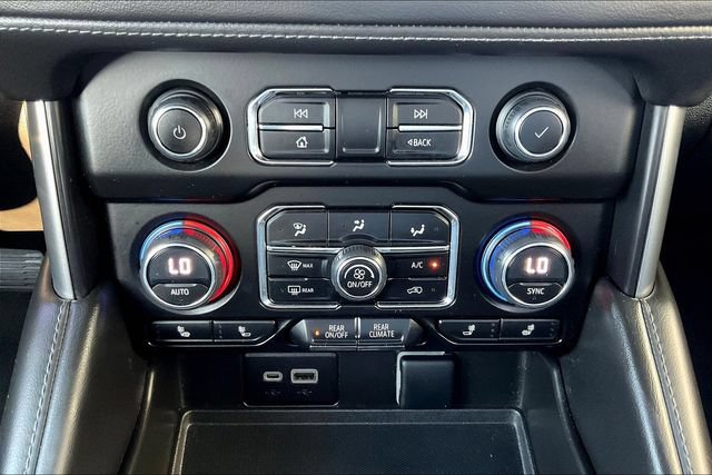 Used 2023 Chevrolet Suburban Z71 AWD/4WD image 17