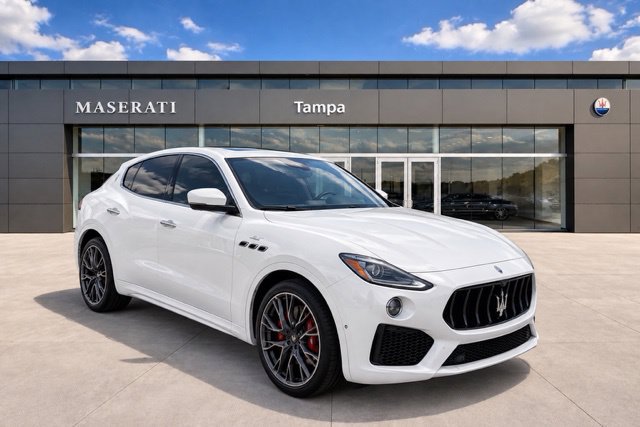 Used 2023 Maserati Grecale Modena AWD/4WD image 1