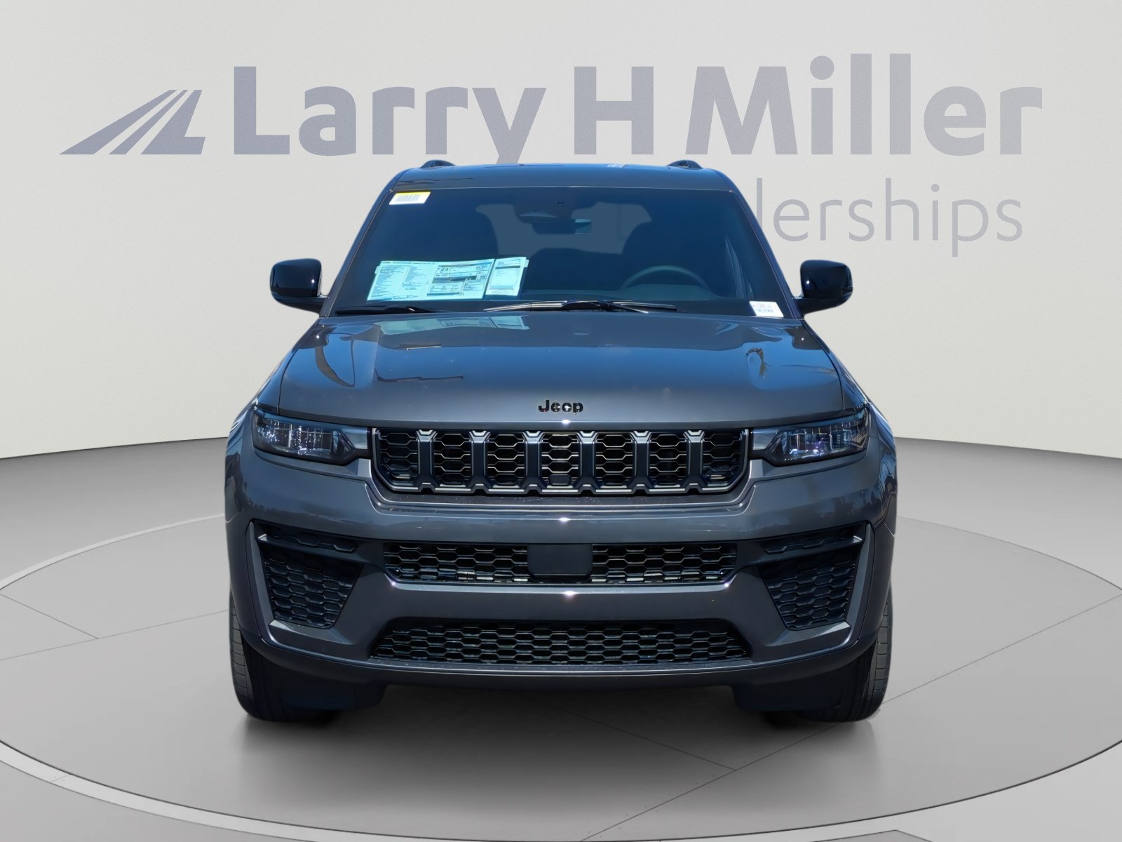 New 2026 Jeep Grand Cherokee Altitude AWD/4WD image 8