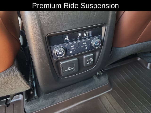 Used 2019 Buick Enclave Avenir w/ Avenir Technology Package AWD/4WD image 28