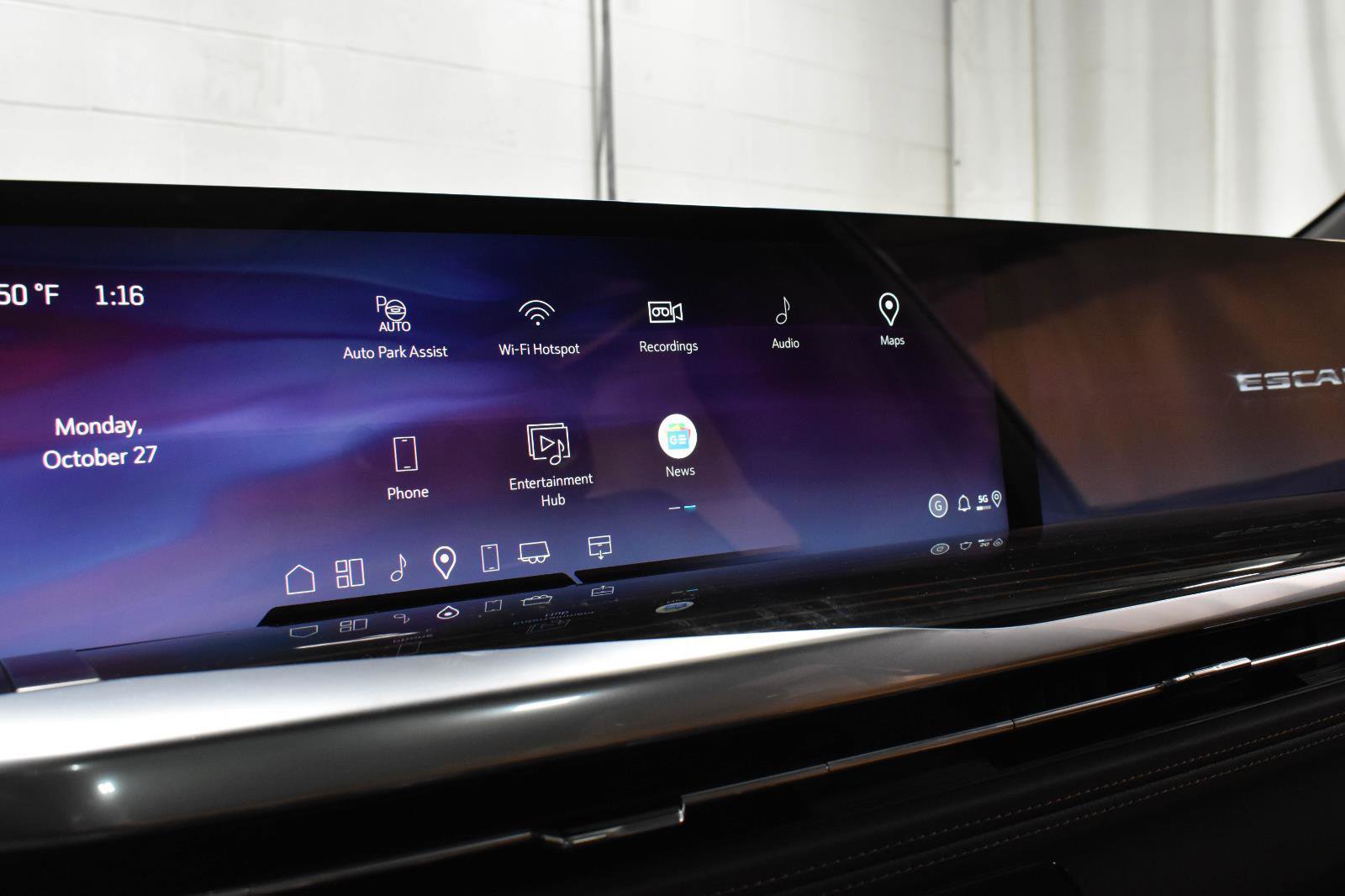 New 2026 Cadillac Escalade ESV Luxury w/ Touring Package image 8