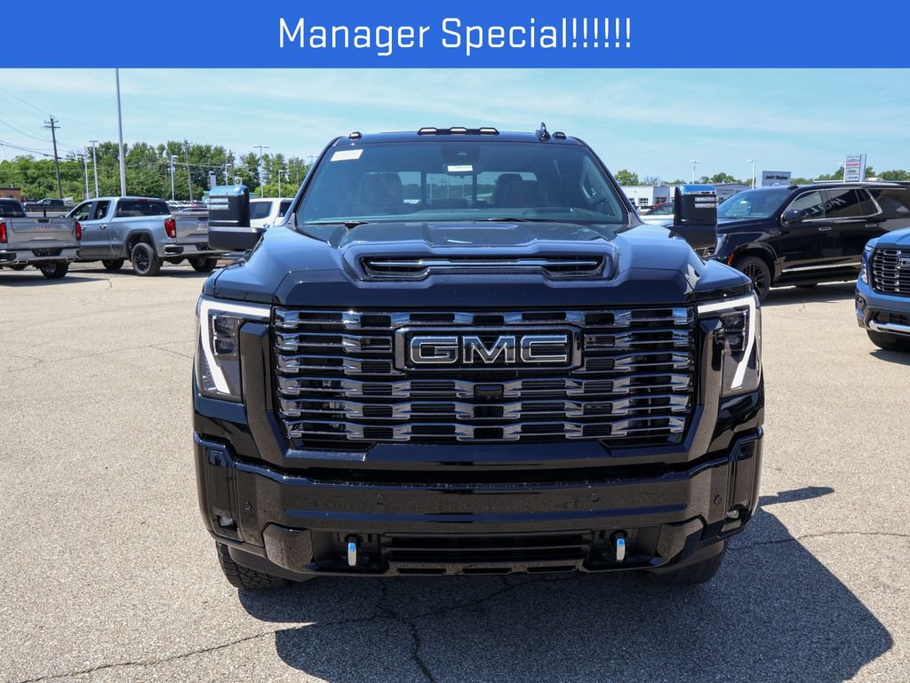 New 2026 GMC Sierra 3500 Denali Ultimate AWD/4WD image 32