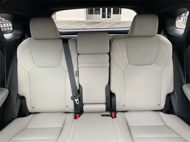 Used 2024 Lexus RX 350h image 32