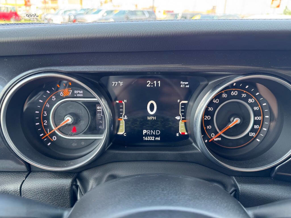 Used 2023 Jeep Wrangler Unlimited Rubicon 392 w/ Xtreme Recon 35" Tire Package AWD/4WD image 25