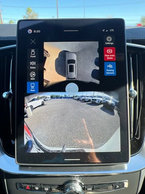 New 2026 Volvo XC90 T8 Plus w/ Protection Package AWD/4WD image 14