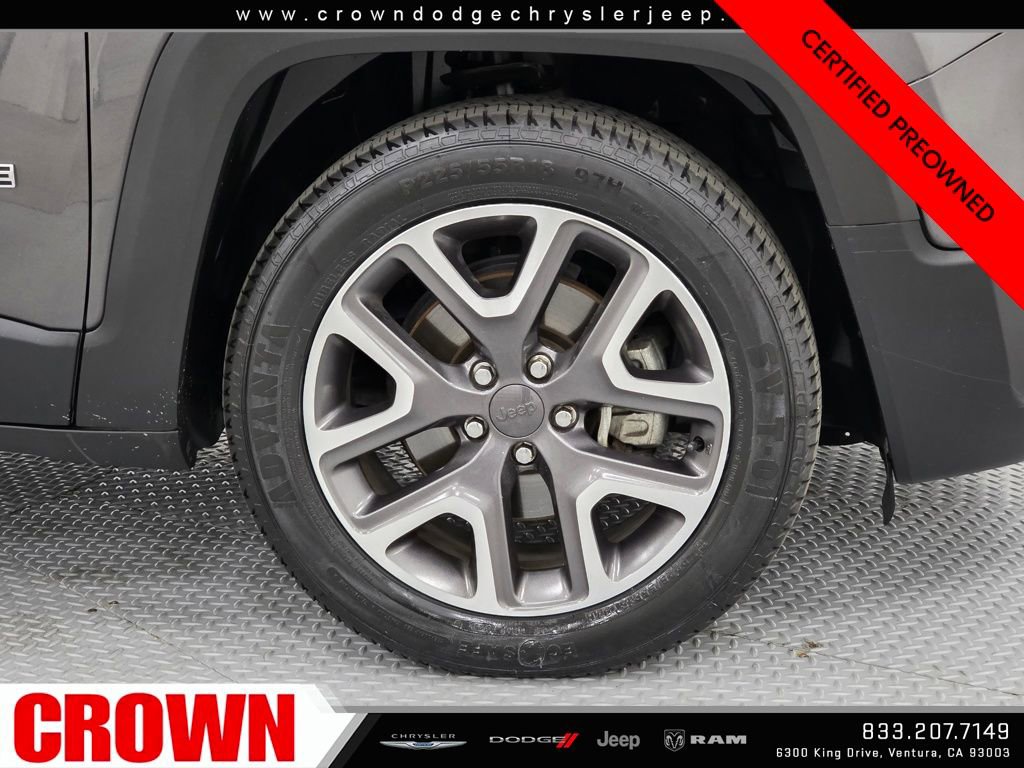 Certified 2017 Jeep Renegade Latitude image 9