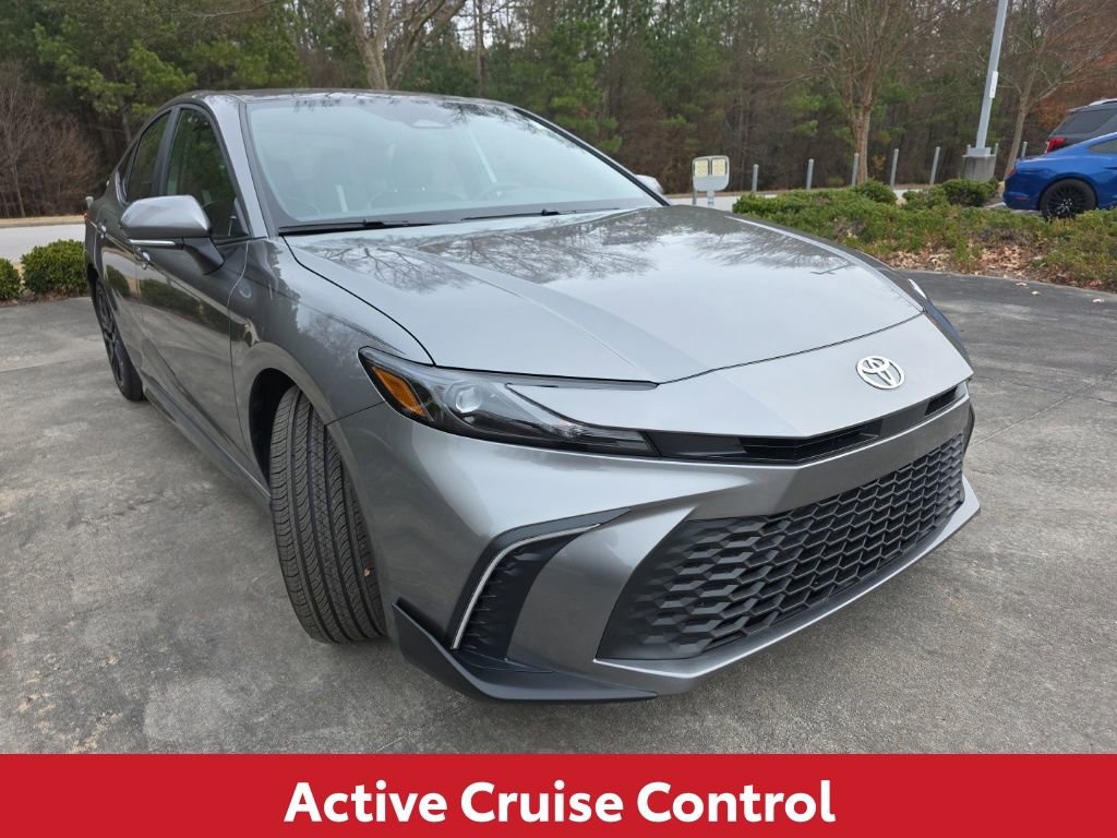 Used 2026 Toyota Camry SE image 11