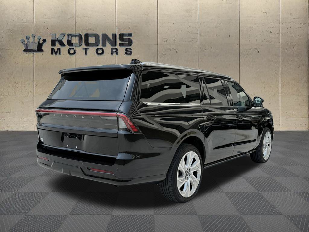 Certified 2025 Lincoln Navigator L Black Label AWD/4WD image 5
