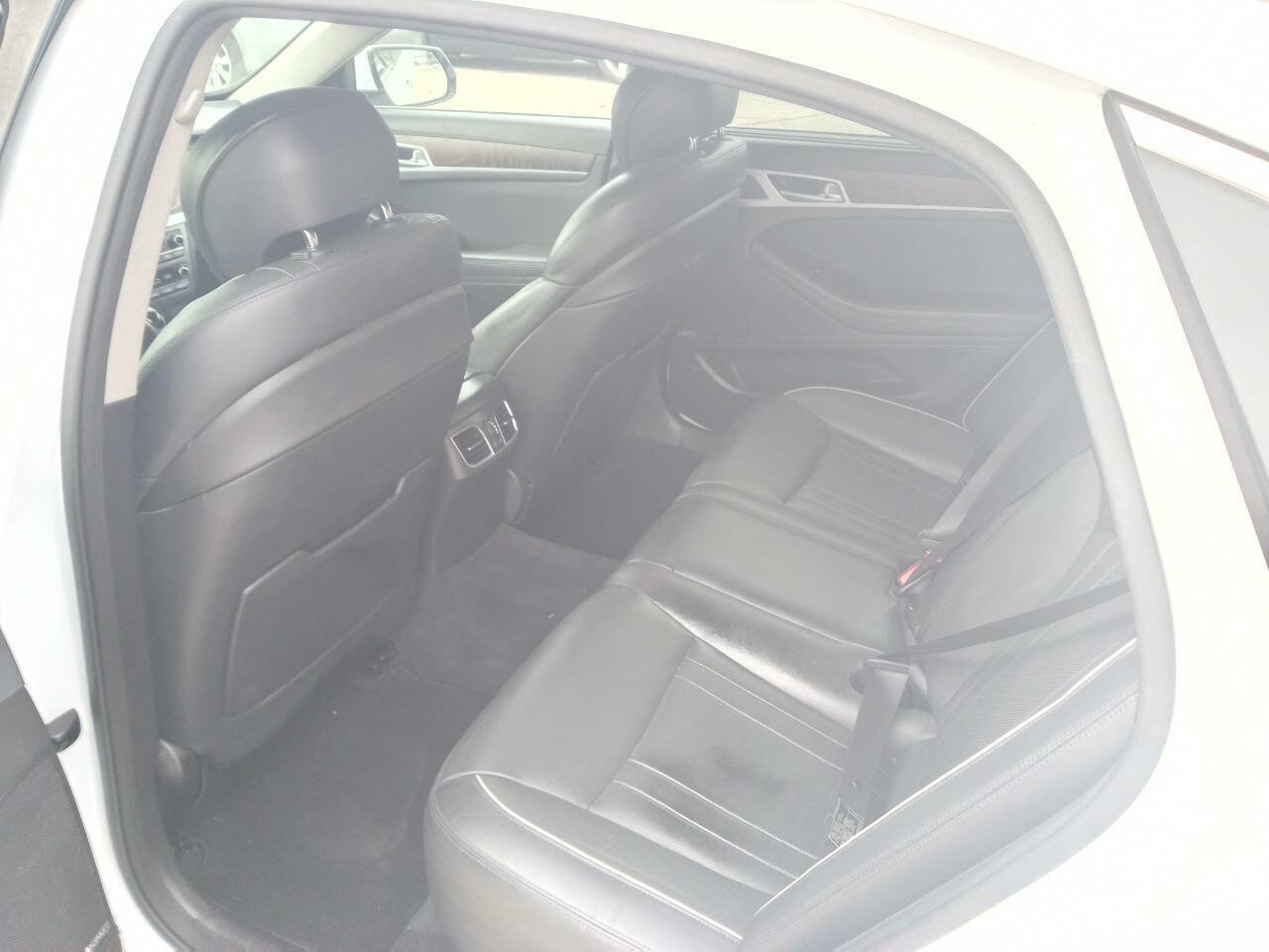 Used 2015 Hyundai Genesis 3.8 w/ Option Group 04 image 8