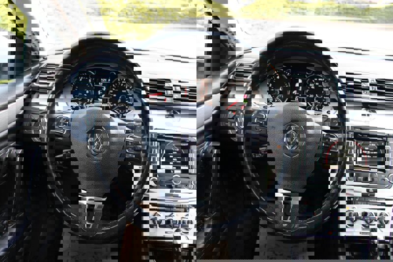 Used 2013 Volkswagen CC Sport Plus image 16