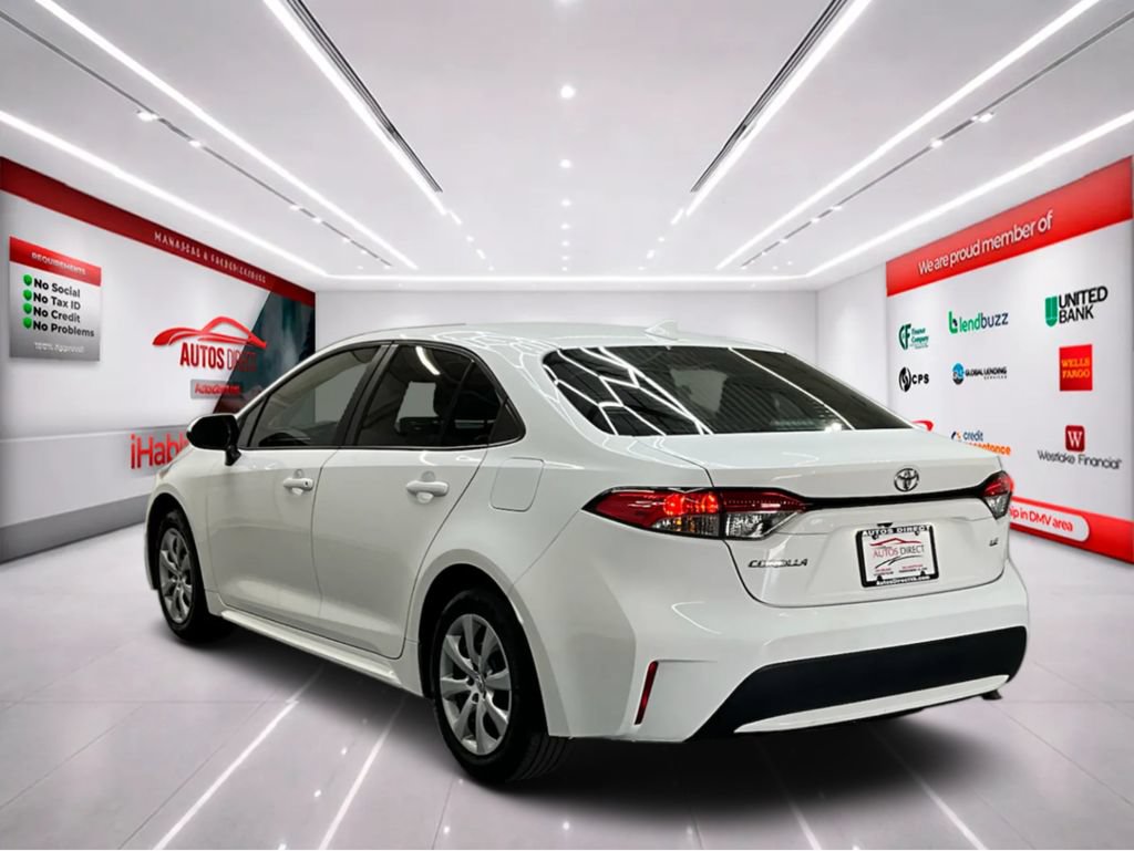Used 2022 Toyota Corolla LE FWD image 5