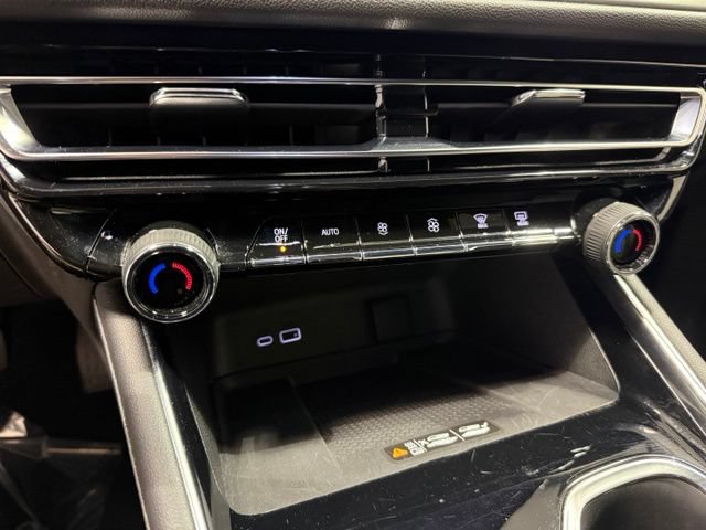 Used 2026 Chevrolet Traverse LT w/ Driver Confidence Package FWD image 22